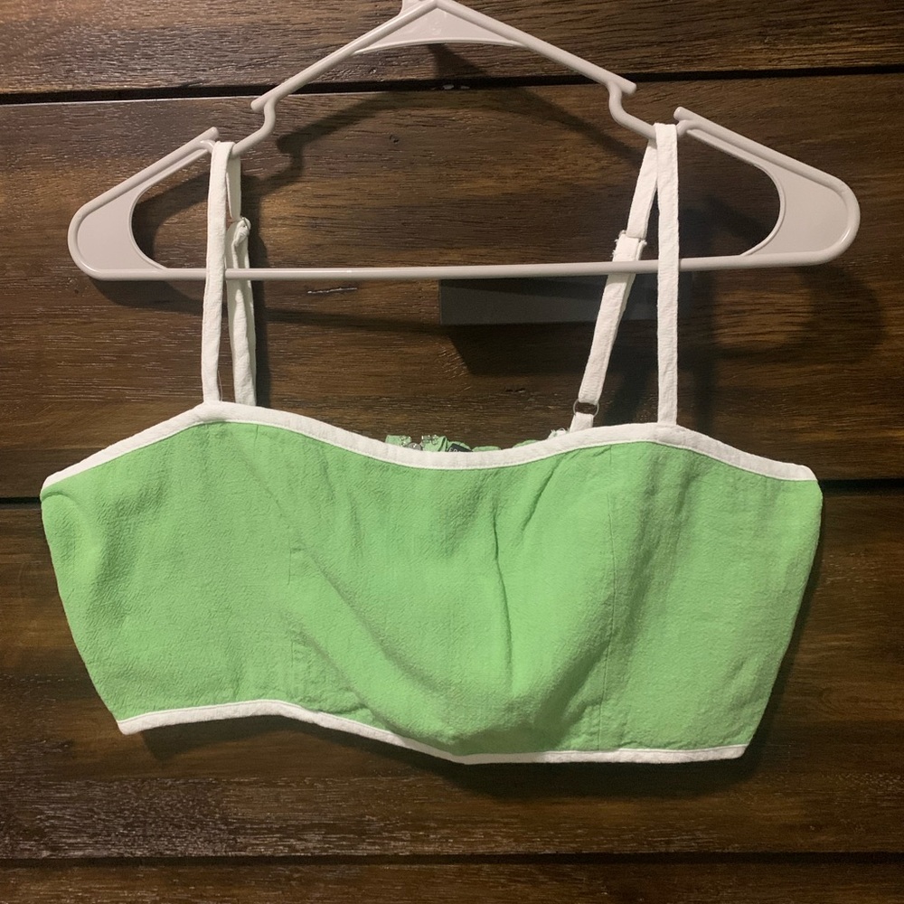Forever 21 Green Two-Piece Cutout Skirt Set with White Trim - Picture 5 of 7